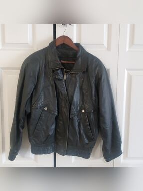 WILSONS THINSULATE VITAGE MENS   UNISEX. BLACK LEATHER. BOMBER JACKET. SZ XS
